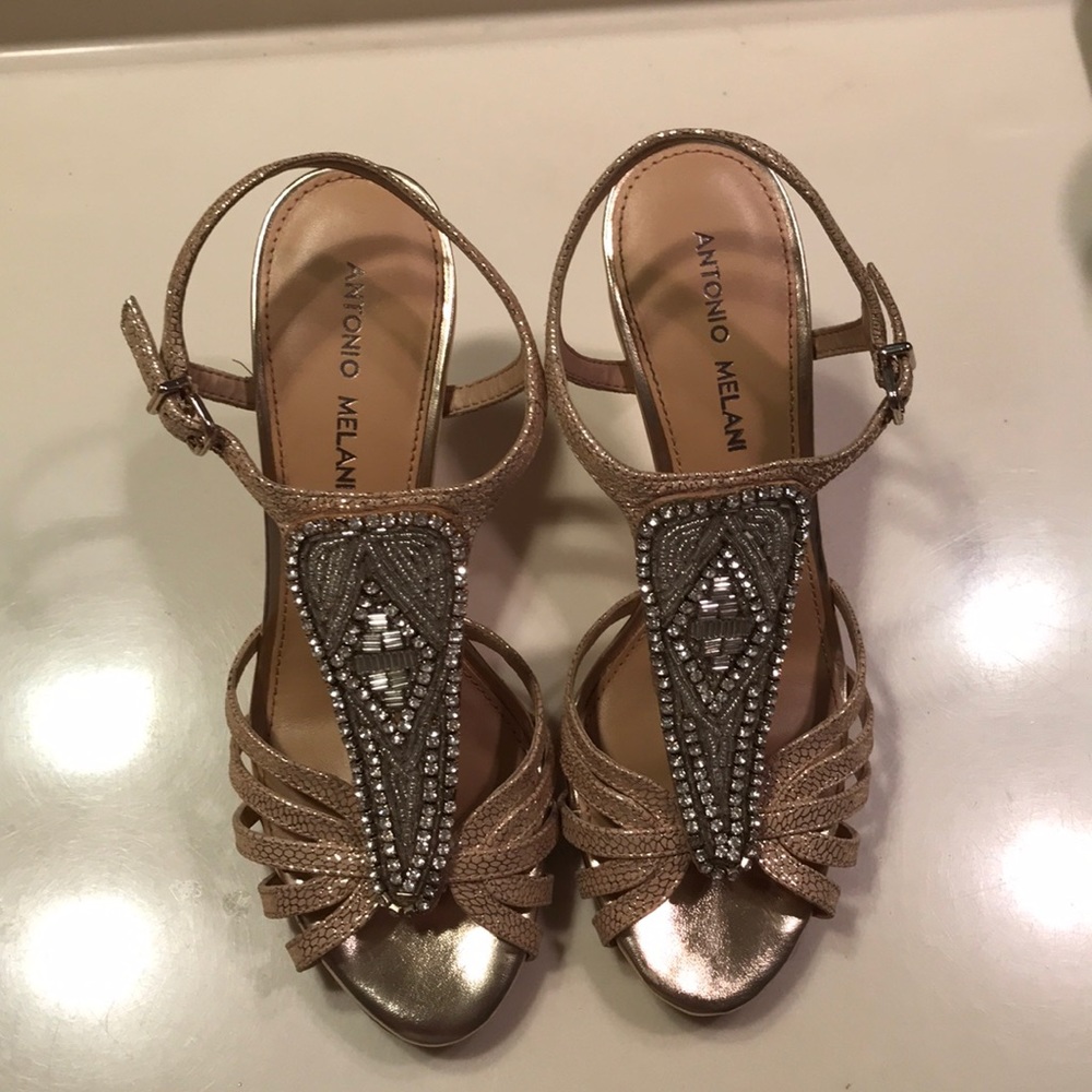 Antonio Melani Nadelle style heels